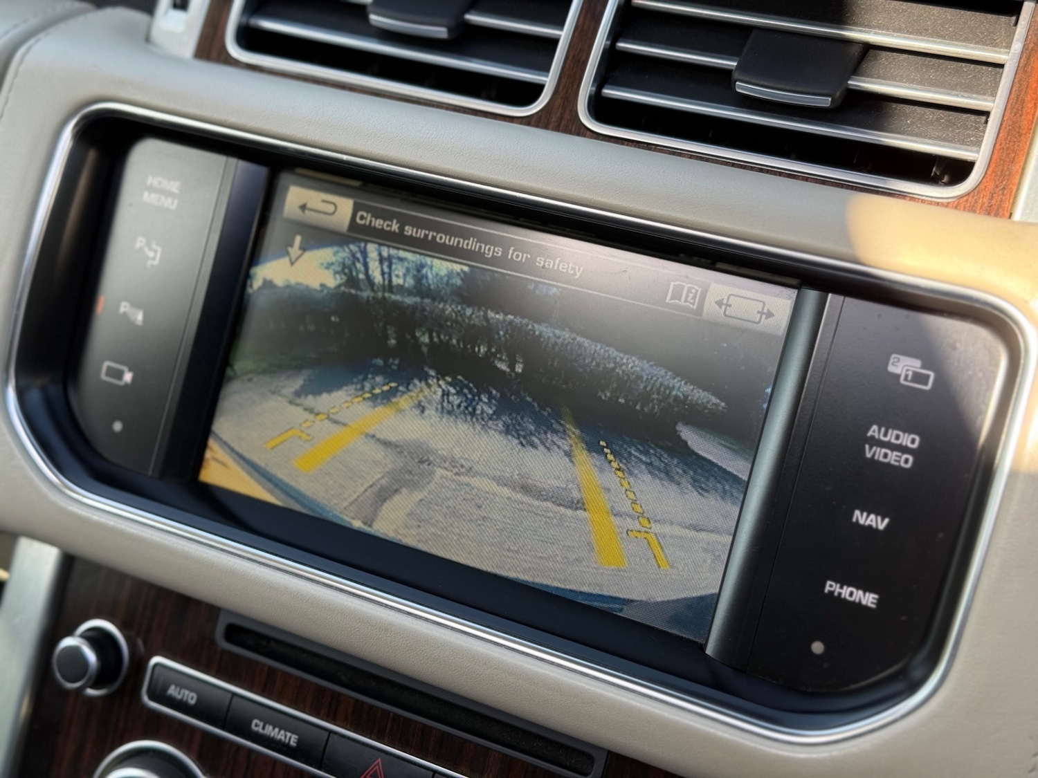 Used Land Rover Range Rover 2015 for sale - 77917560: Photo 12