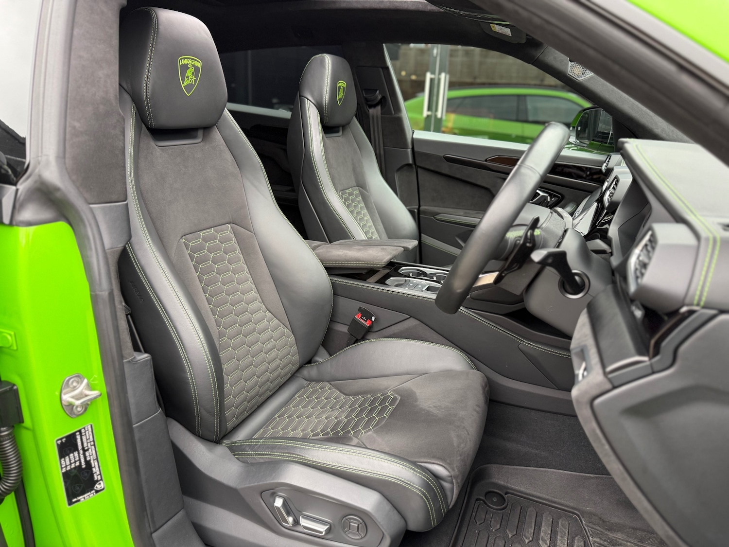 Used Lamborghini Urus 2023 for sale - 77681883: Photo 13