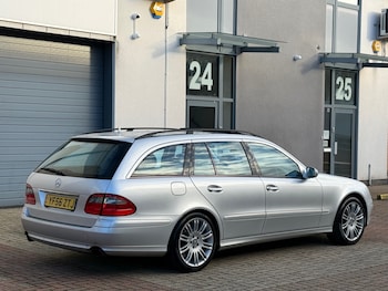 Used Mercedes-Benz E Class 2006 for sale - 76755476: Photo