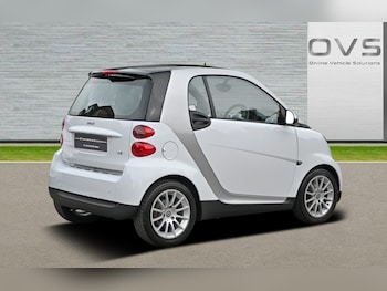 Used smart fortwo 2010 for sale - 75631648: Photo