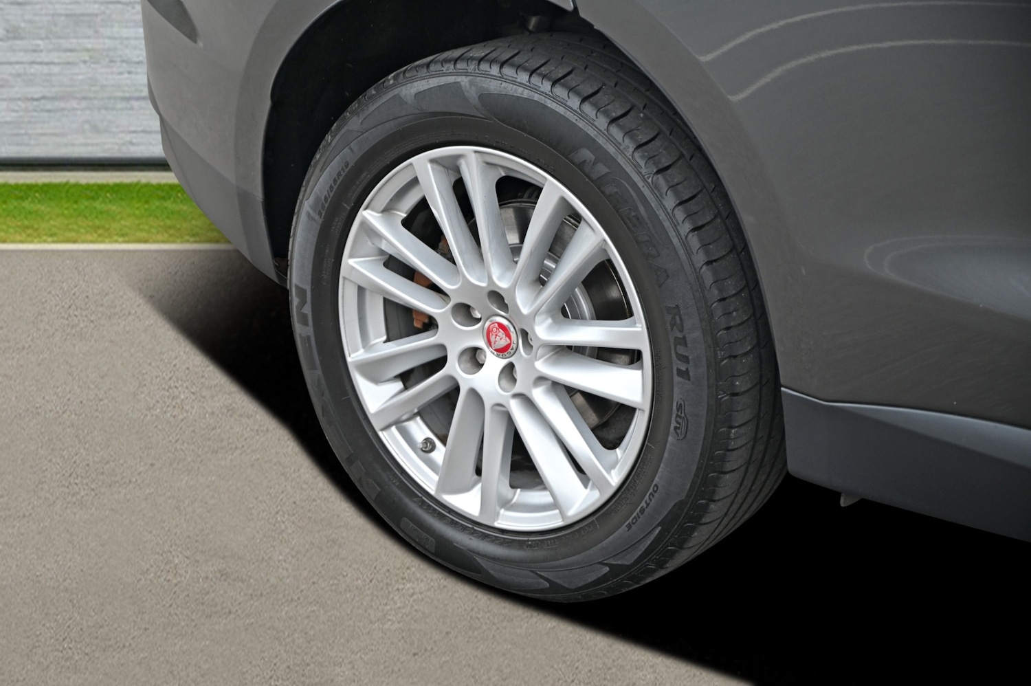 Used Jaguar F-Pace 2017 for sale - 77650011: Photo 12