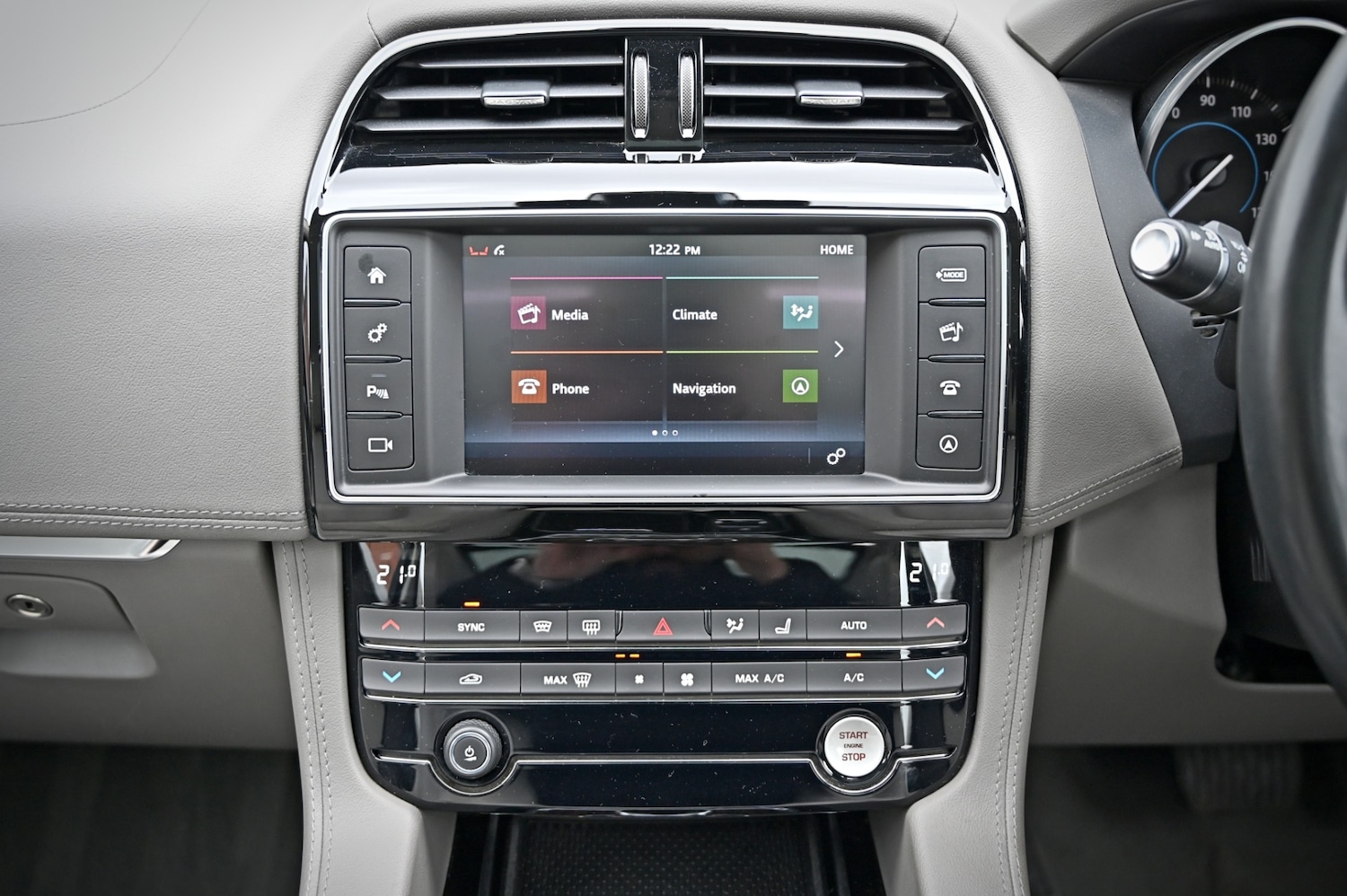 Used Jaguar F-Pace 2017 for sale - 77650011: Photo 23