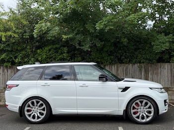 Used Land Rover Range Rover Sport 2017 for sale - 78776370: Photo