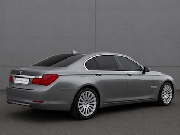 Used BMW 7 Series 2010 for sale - 79524138: Photo