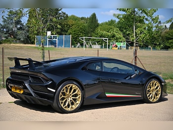 Used Lamborghini Huracan 2018 for sale - 75505573: Photo