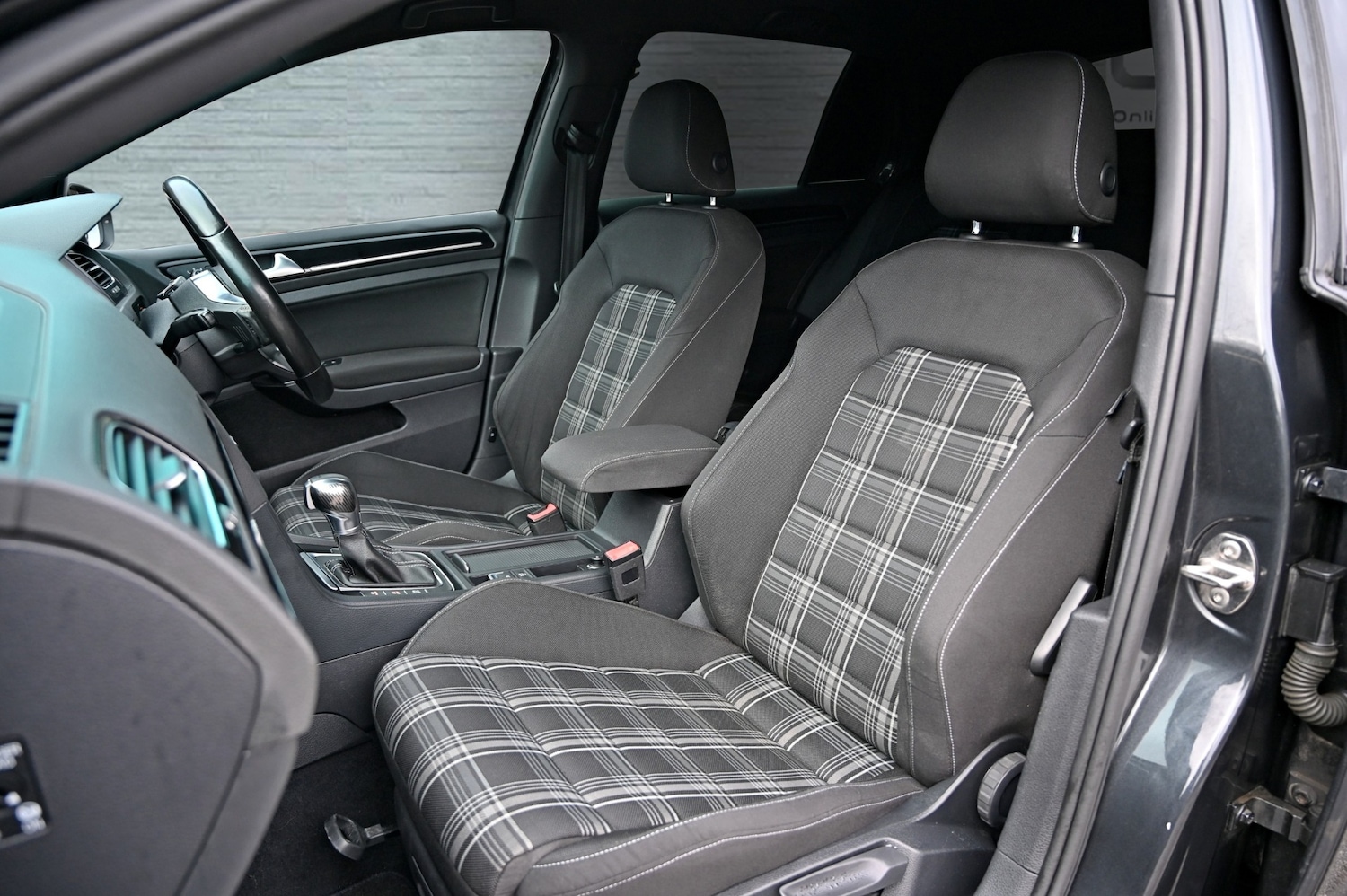 Used Volkswagen Golf 2015 for sale - 77149650: Photo 21