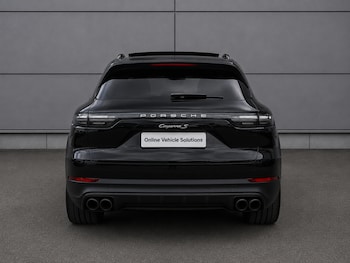 Used Porsche Cayenne 2018 for sale - 79037089: Photo