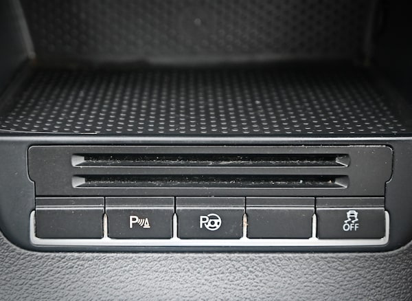 Used Volkswagen Golf Plus 2011 for sale - 75461535: Photo 23