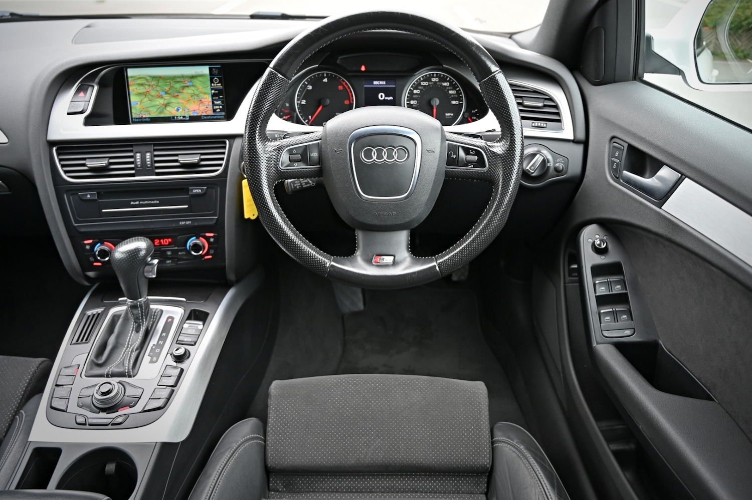 Used Audi A4 2009 for sale - 75909250: Photo 12