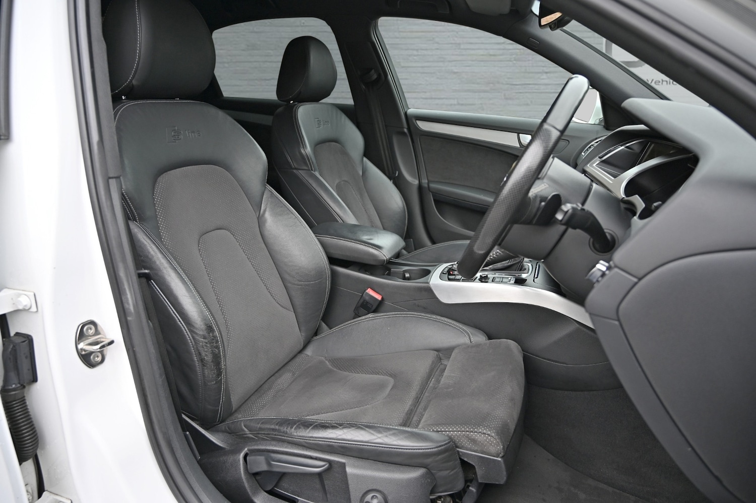 Used Audi A4 2009 for sale - 75909250: Photo 13