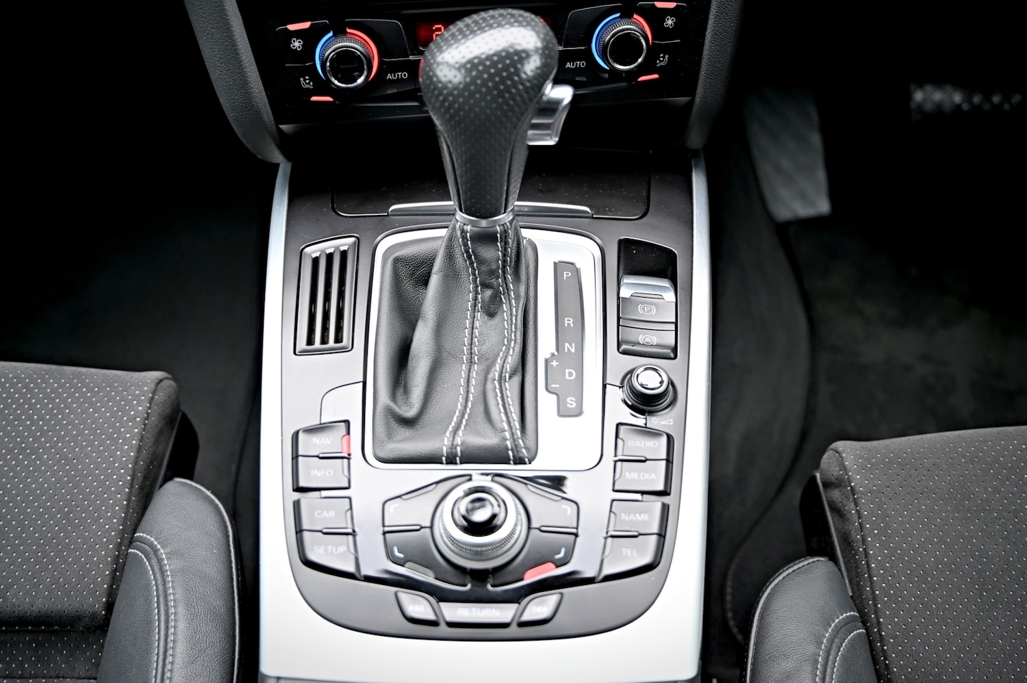 Used Audi A4 2009 for sale - 75909250: Photo 22