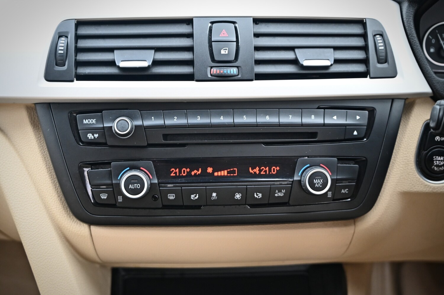 Used BMW 3 Series 2014 for sale - 76097661: Photo 21