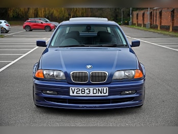 1999 (V) - B3 3.3 4dr