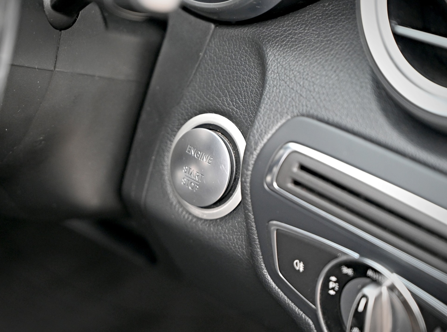 Used Mercedes-Benz C Class 2014 for sale - 76555561: Photo 27