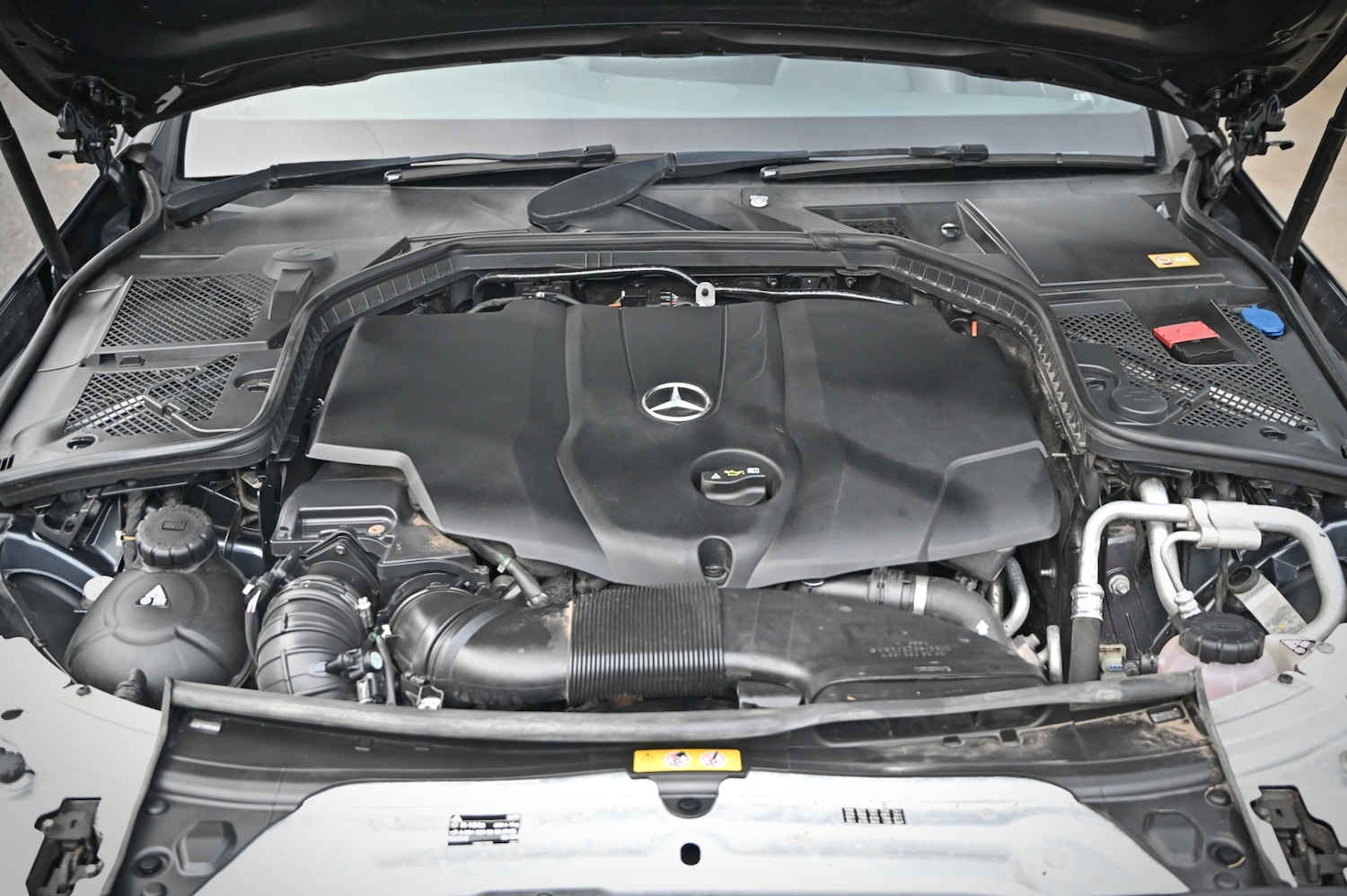 Used Mercedes-Benz C Class 2014 for sale - 76555561: Photo 31