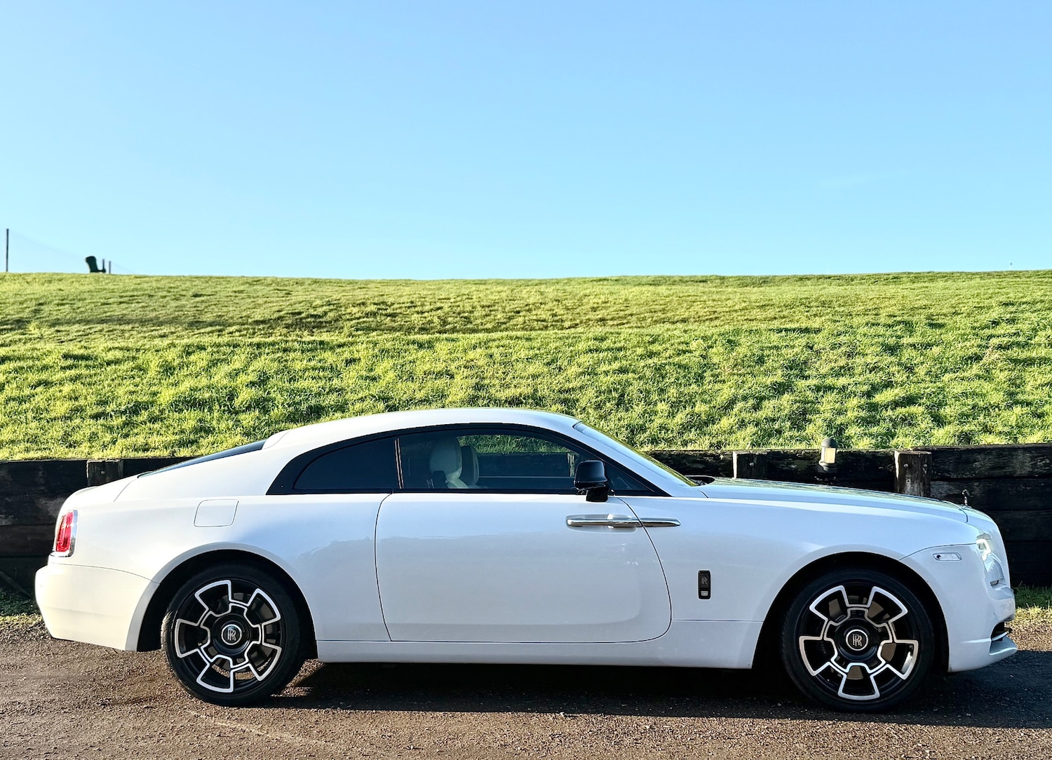 Used Rolls-Royce Wraith 2019 for sale - 76766534: Photo 2
