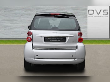 Used smart fortwo 2011 for sale - 77663505: Photo