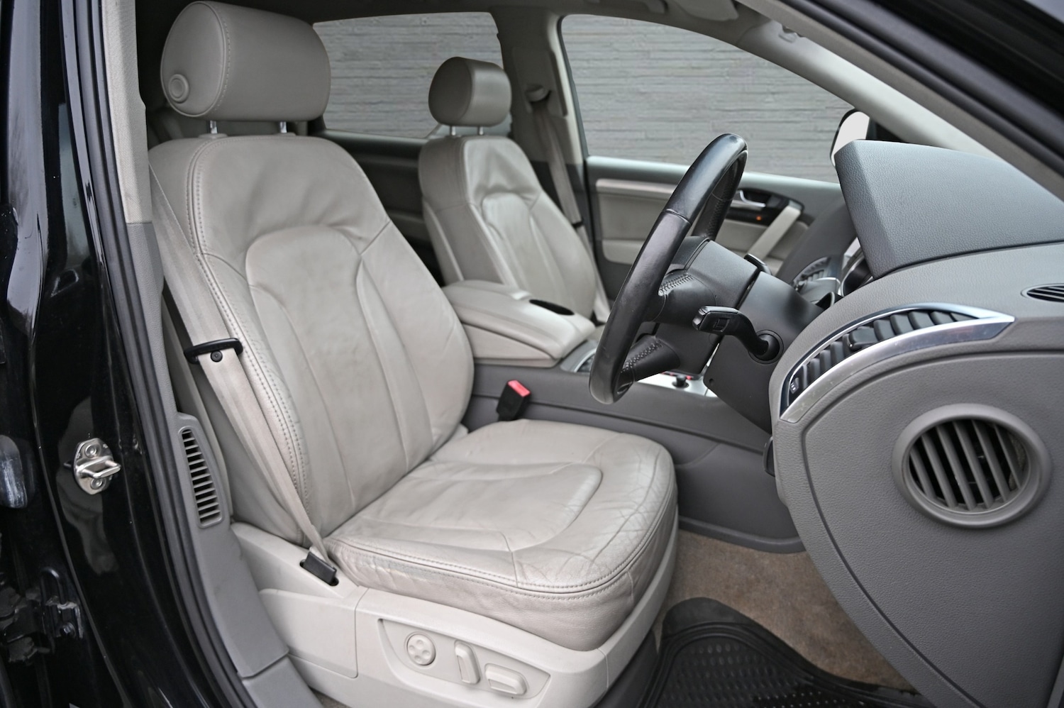 Used Audi Q7 2006 for sale - 76895831: Photo 13