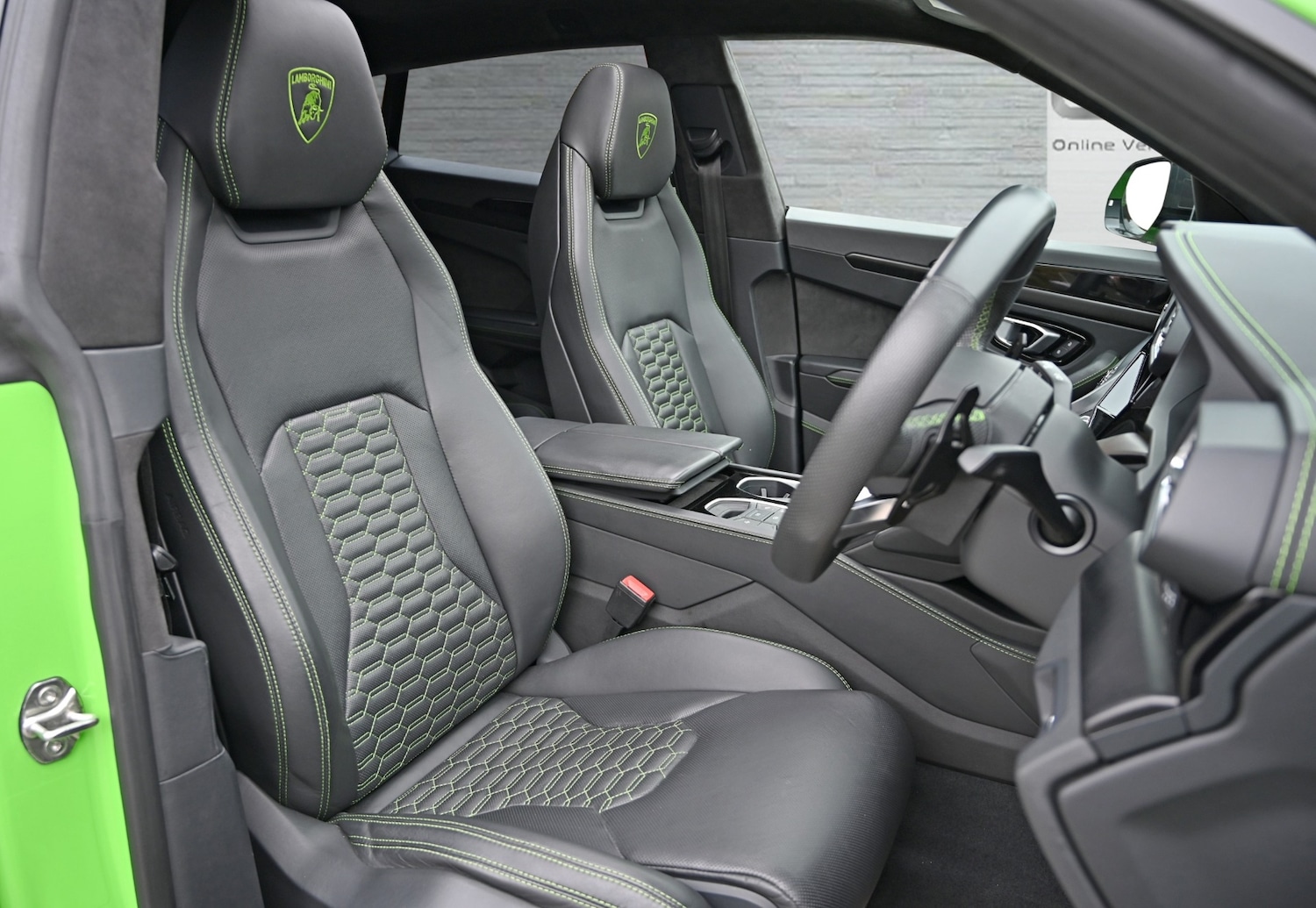 Used Lamborghini Urus 2022 for sale - 76089571: Photo 17