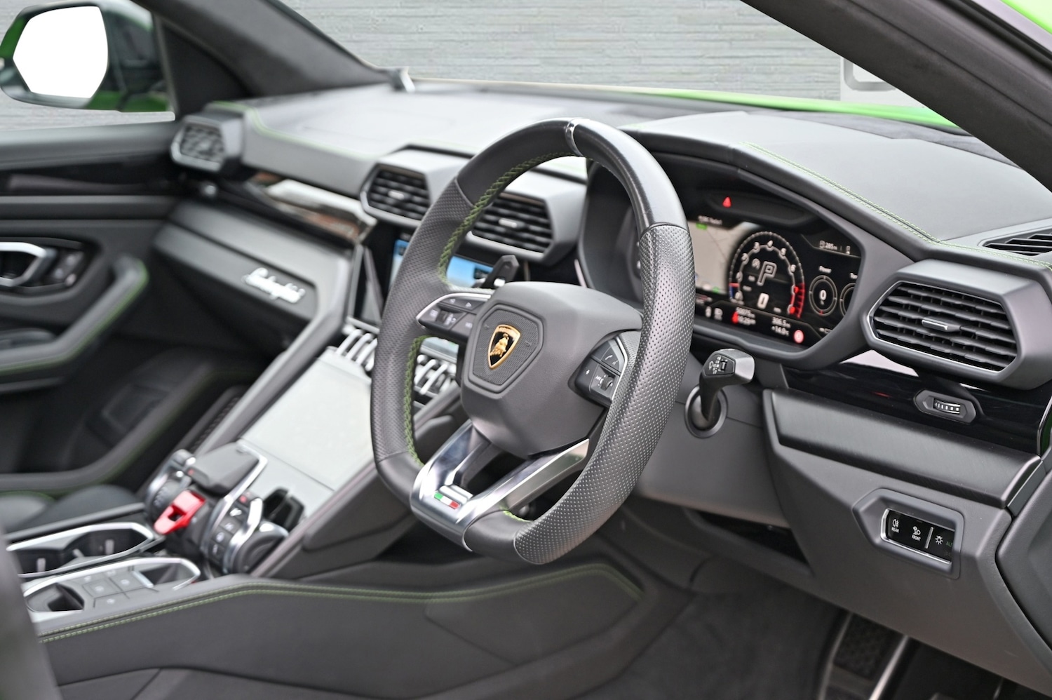 Used Lamborghini Urus 2022 for sale - 76089571: Photo 25