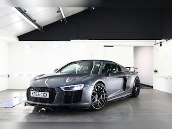 2015 (65) - 5.2 FSI V10 Plus Quattro 2dr S Tronic