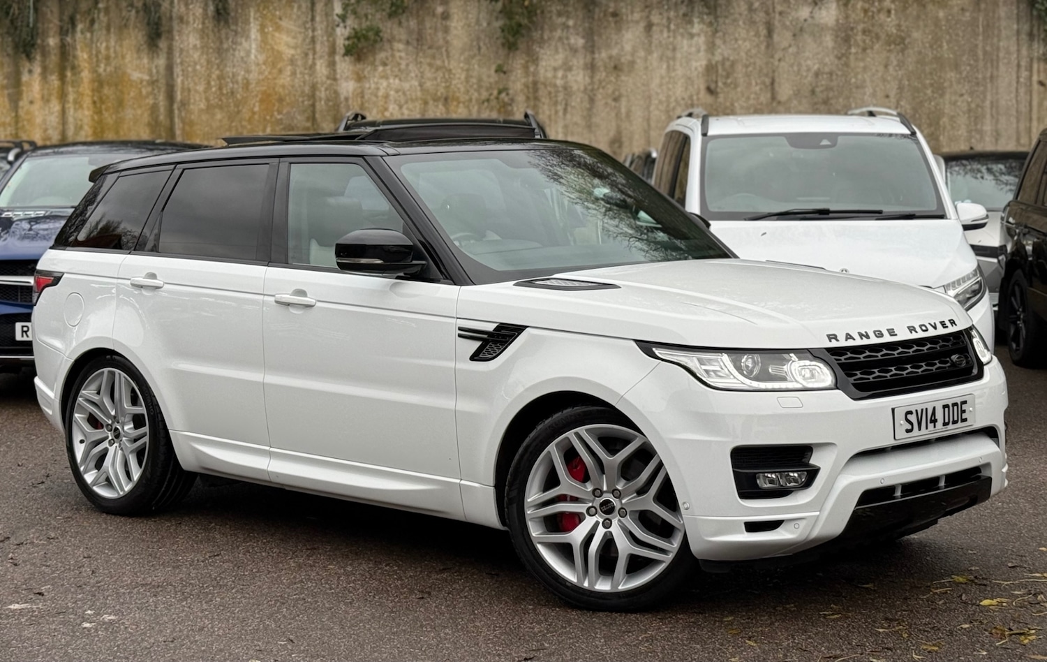 Used Land Rover Range Rover Sport 2014 for sale - 76544984: Photo 1