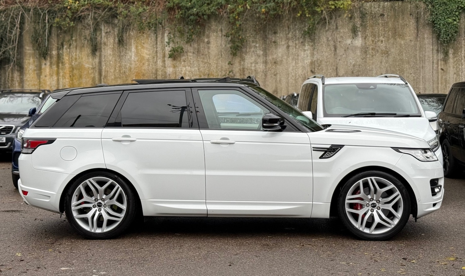 Used Land Rover Range Rover Sport 2014 for sale - 76544984: Photo 2