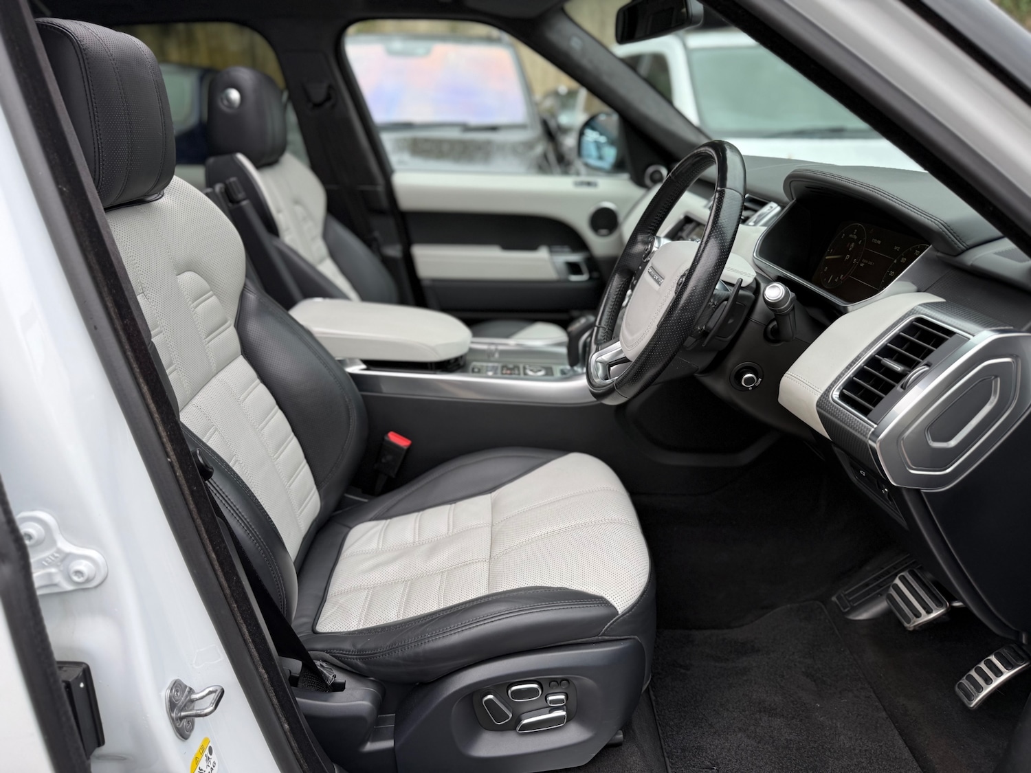 Used Land Rover Range Rover Sport 2014 for sale - 76544984: Photo 9