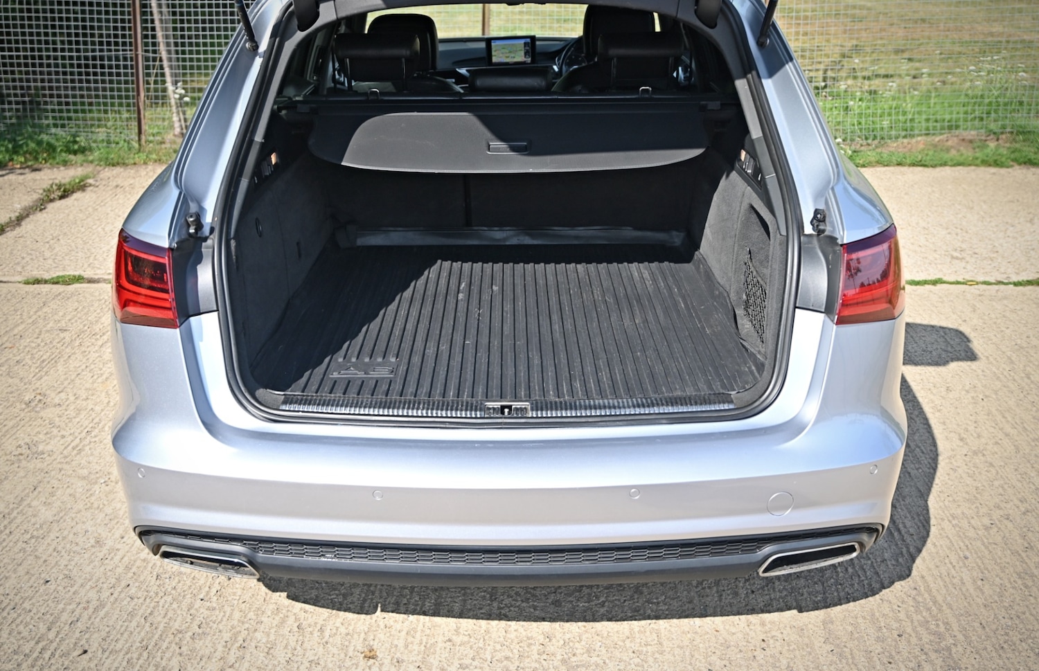Vehicle 29