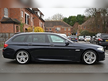 Used BMW 5 Series 2011 for sale - 76436223: Photo