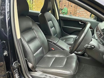 Used Volvo V70 2007 for sale - 78124809: Photo