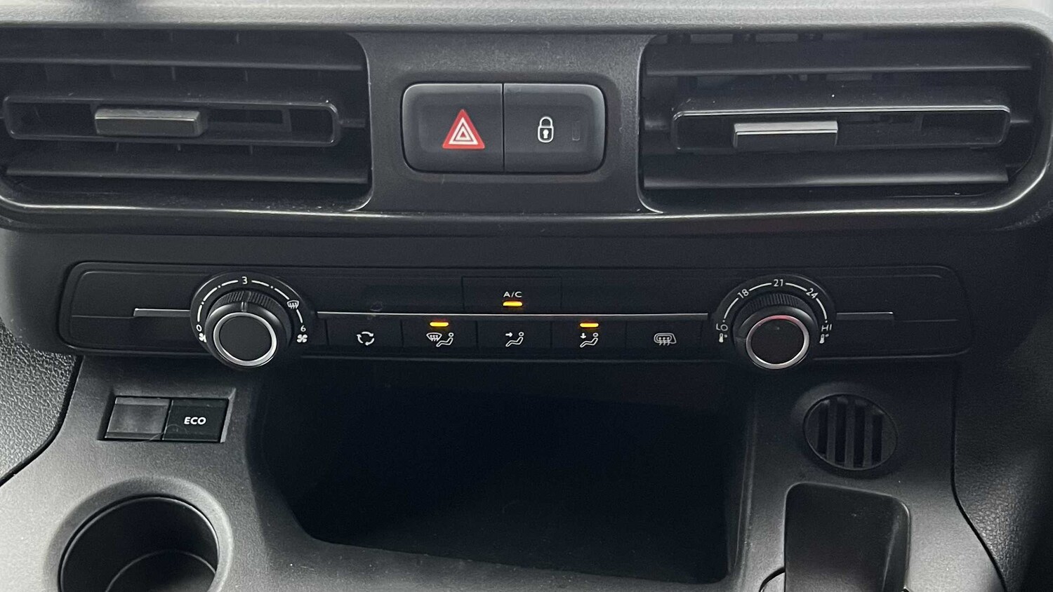 Used Citroen Berlingo 2020 for sale - 76889882: Photo 28