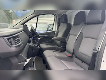 Used Renault Trafic 2022 for sale - 79340000: Photo
