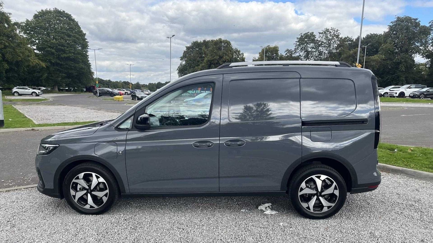 Used Ford Transit Connect 2025 for sale - 76063525: Photo 16