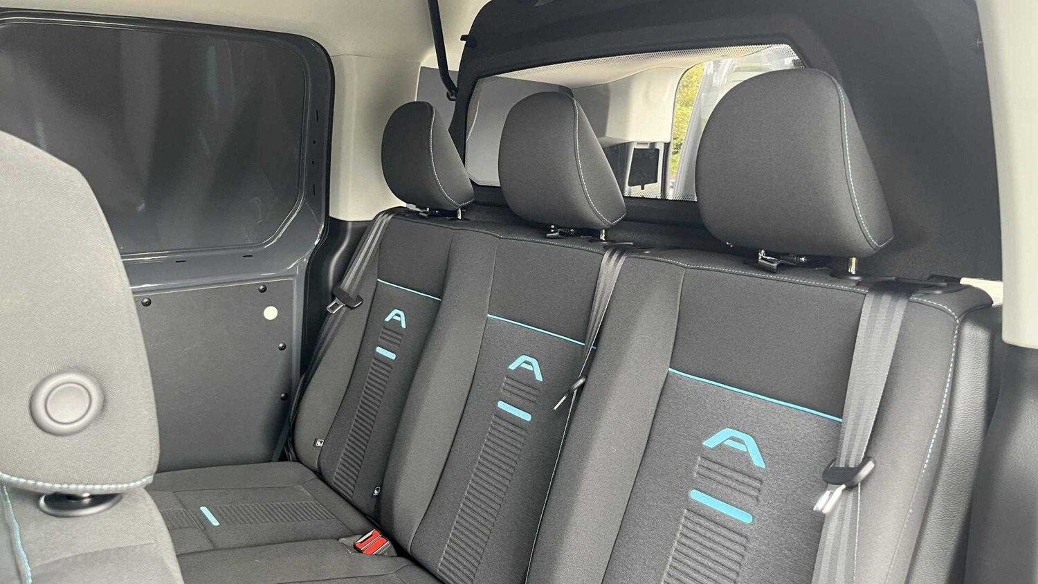 Used Ford Transit Connect 2025 for sale - 76063525: Photo 34