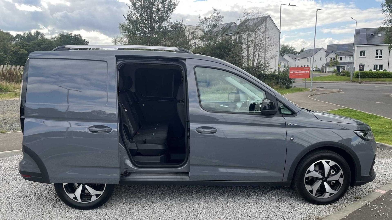 Used Ford Transit Connect 2025 for sale - 76063525: Photo 9