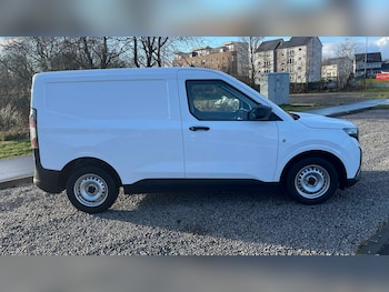Used Ford Transit Courier 2024 for sale - 77347961: Photo