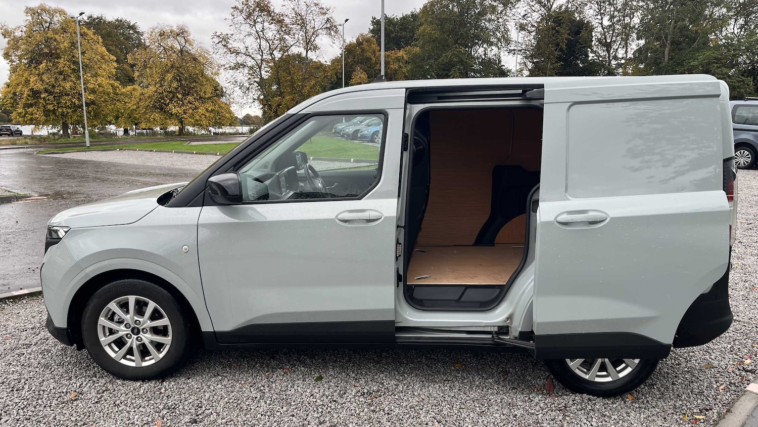 Used Ford Transit Courier 2024 for sale - 76170138: Photo 21