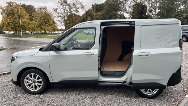 Used Ford Transit Courier 2024 for sale - 76170138: Photo 21