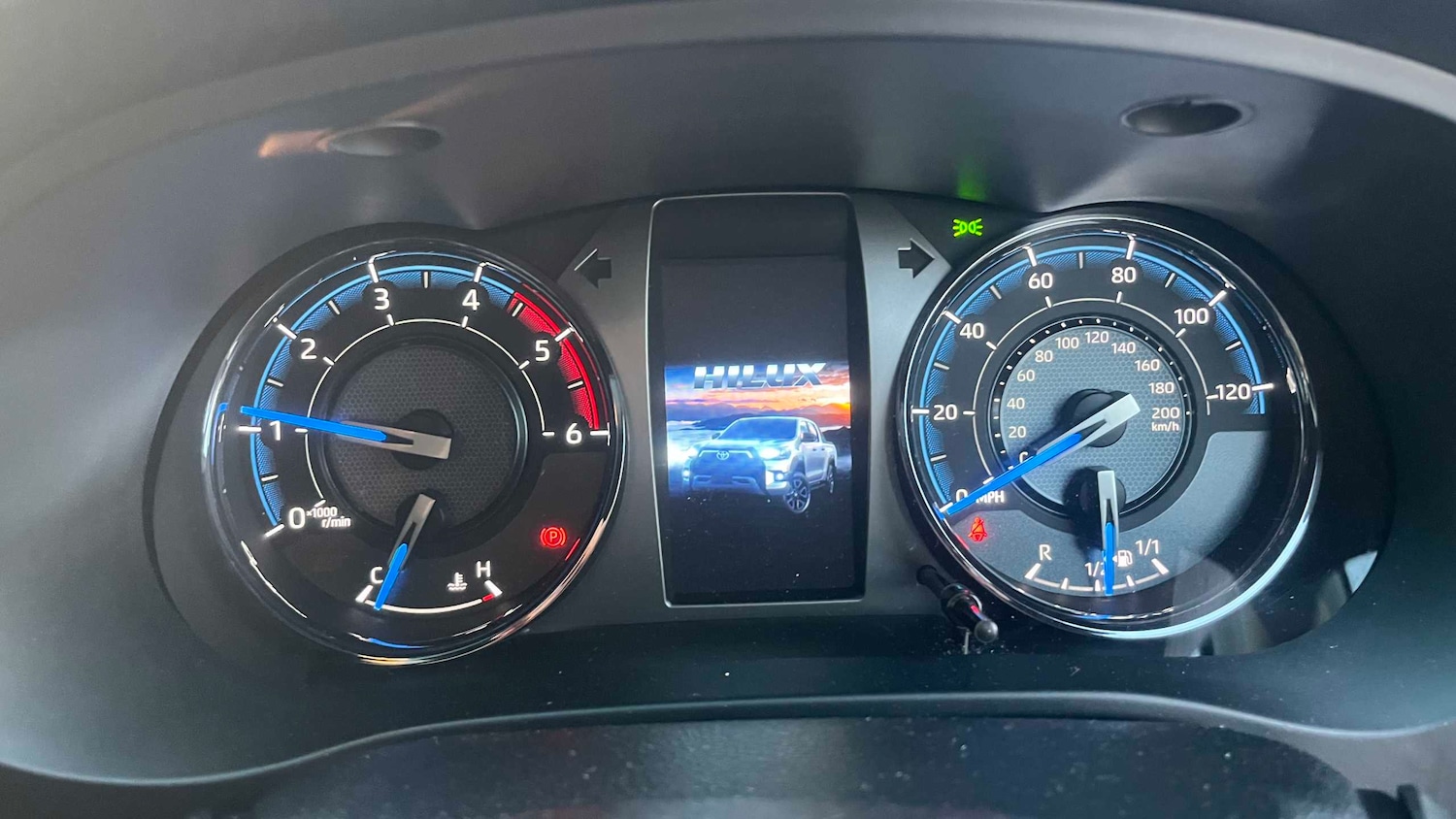 Used Toyota Hilux 2021 for sale - 76889866: Photo 17