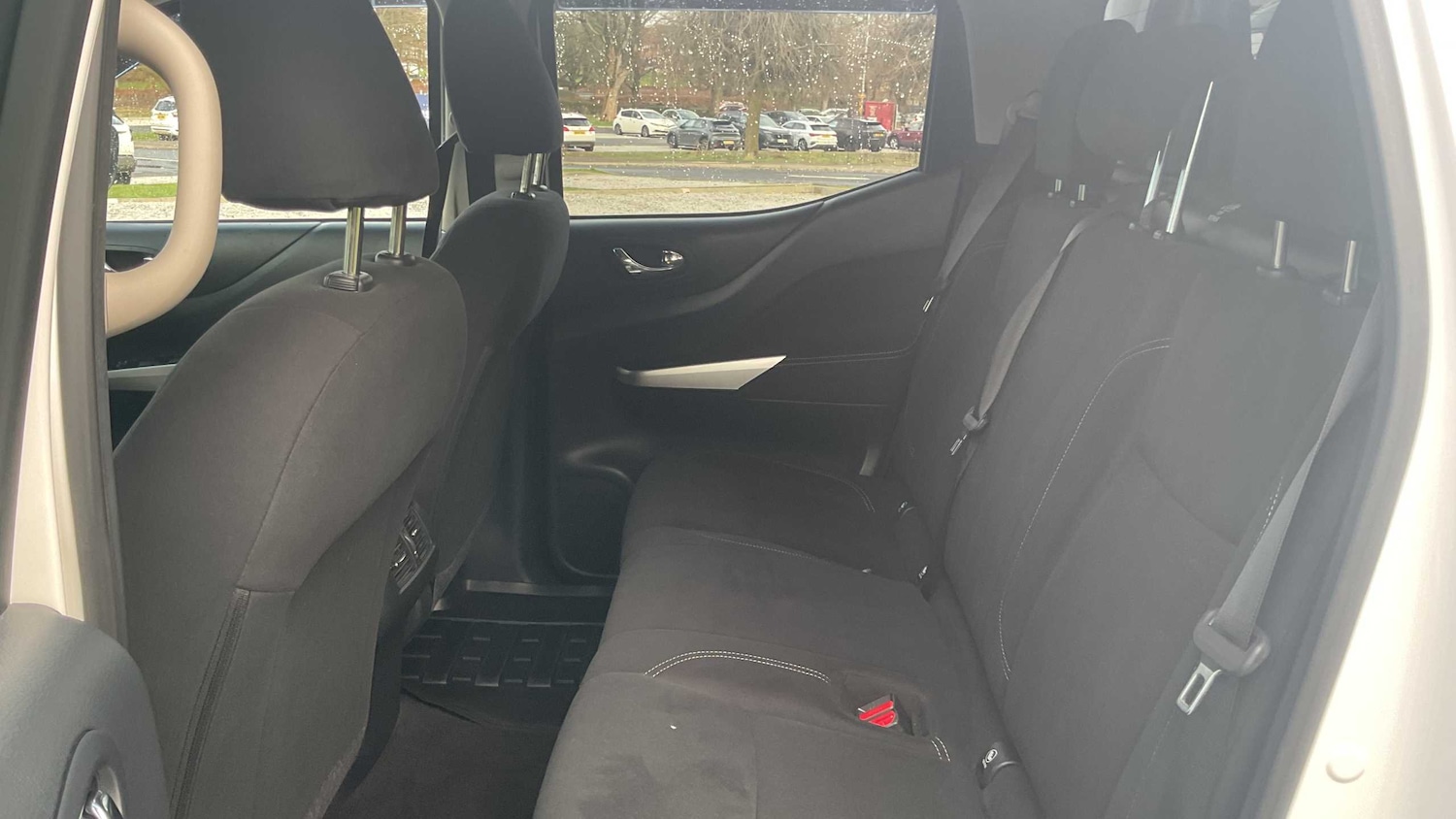 Used Nissan Navara 2017 for sale - 77726912: Photo 14