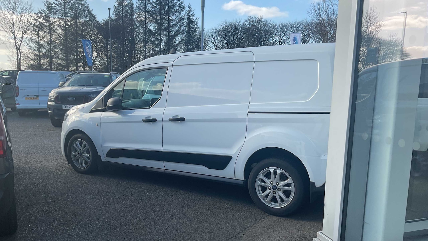 Used Ford Transit Courier 2026 for sale - 77787117: Photo 3