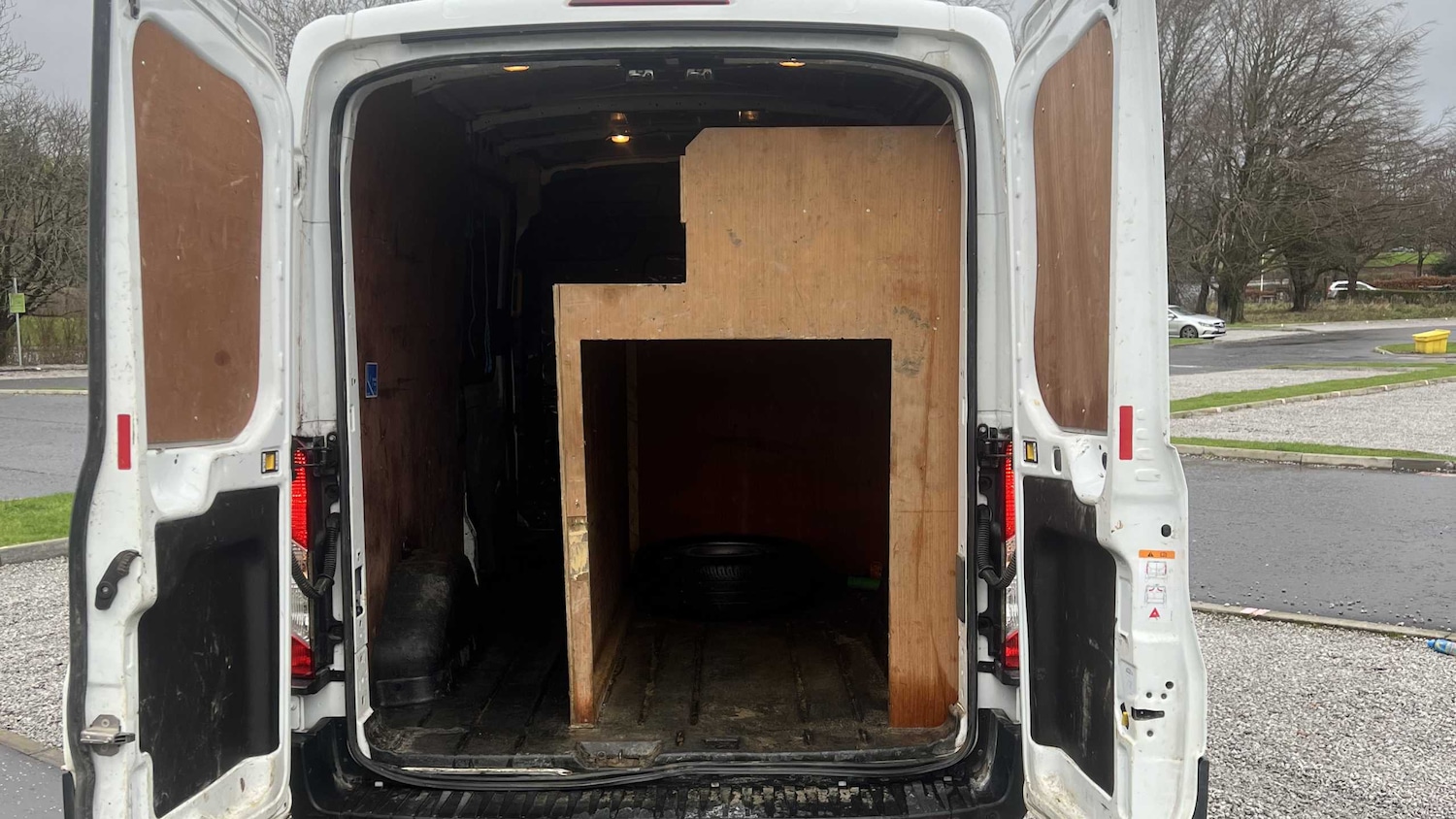 Used Ford Transit 2022 for sale - 76718122: Photo 10