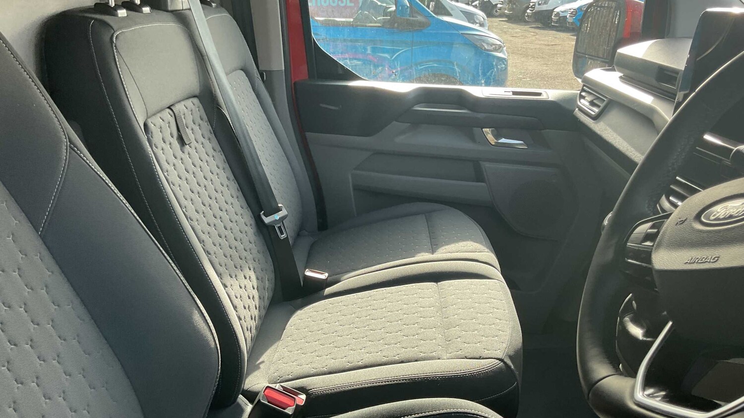 Used Ford Transit Custom 2024 for sale - 77942855: Photo 9