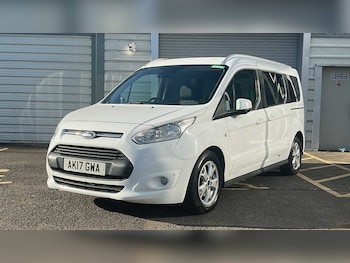 Used Ford Grand Tourneo Connect 2017 for sale - 78352152: Photo