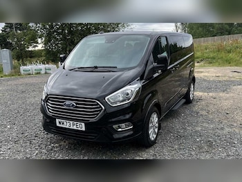 Used Ford Tourneo Custom 2023 for sale - 75845806: Photo