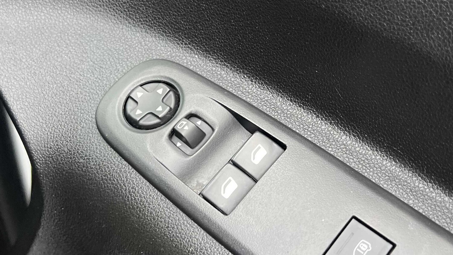 Used Citroen Berlingo 2020 for sale - 75818912: Photo 21