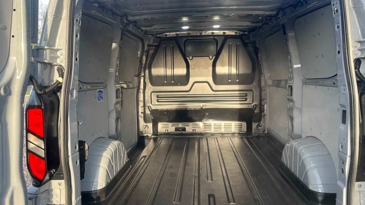 Used Ford Transit Custom 2024 for sale - 77348131: Photo 9