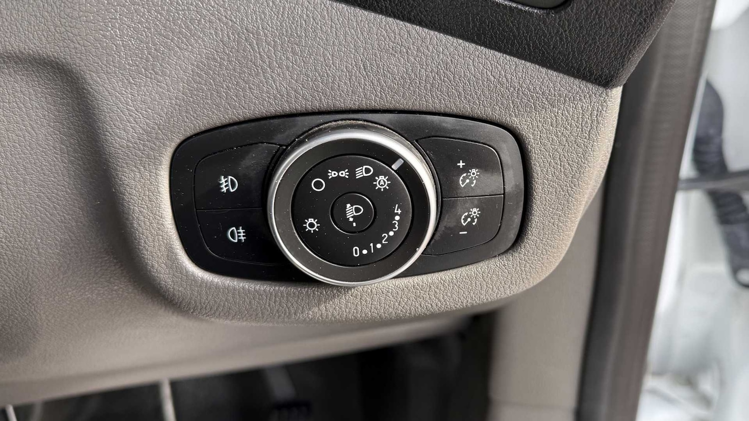 Used Ford Transit Connect 2019 for sale - 76435604: Photo 28