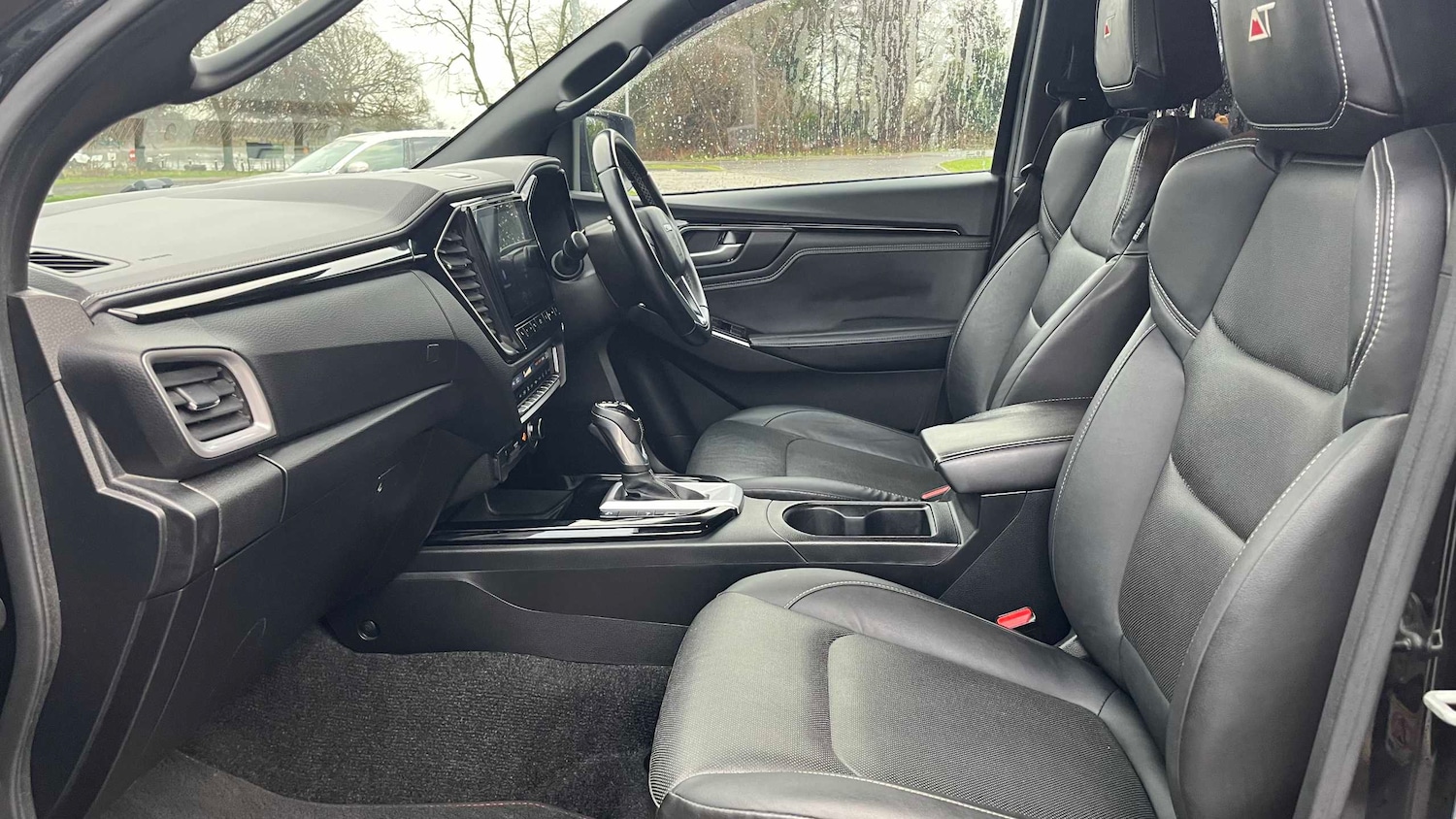 Used Isuzu D-Max 2023 for sale - 76624703: Photo 32